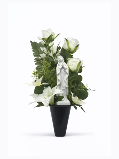 Bouquet de fleur blanc avec vierge