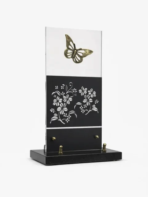 Plaque granit et plexi bronze papillon