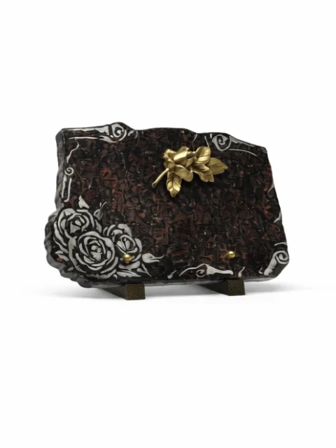 Plaque granit motif fleur et bronze fleur